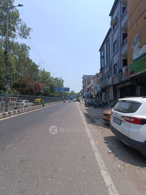 2 BHK Flat In Roof Rights For Sale  In Mayur Vihar