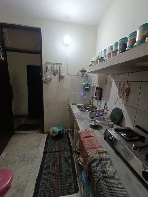 2 BHK Flat In Roof Rights For Sale  In Mayur Vihar