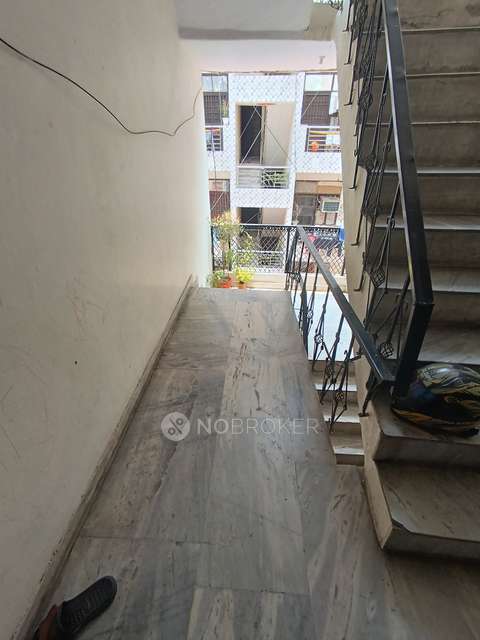 2 BHK Flat In Roof Rights For Sale  In Mayur Vihar