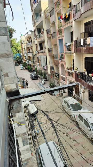 2 BHK Flat In Roof Rights For Sale  In Mayur Vihar