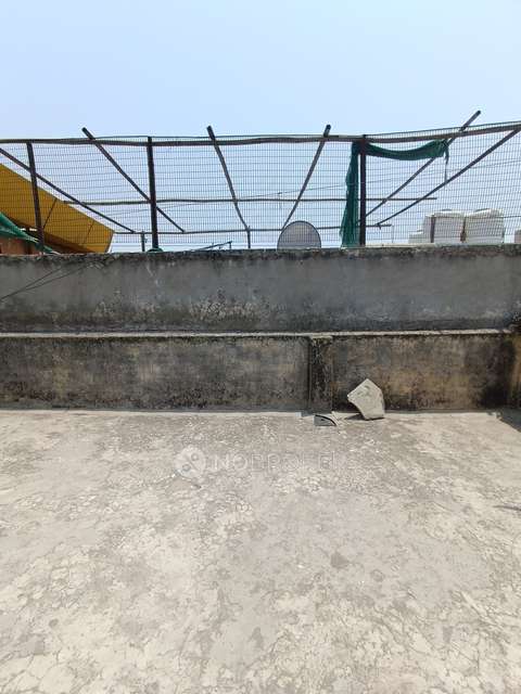 2 BHK Flat In Roof Rights For Sale  In Mayur Vihar