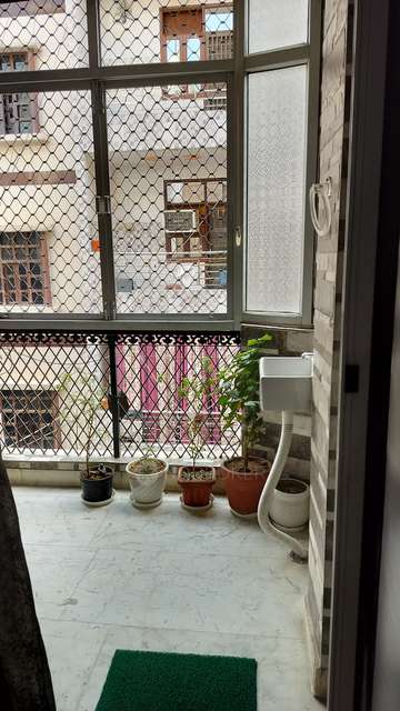 2 BHK Flat In Roof Rights For Sale  In Mayur Vihar