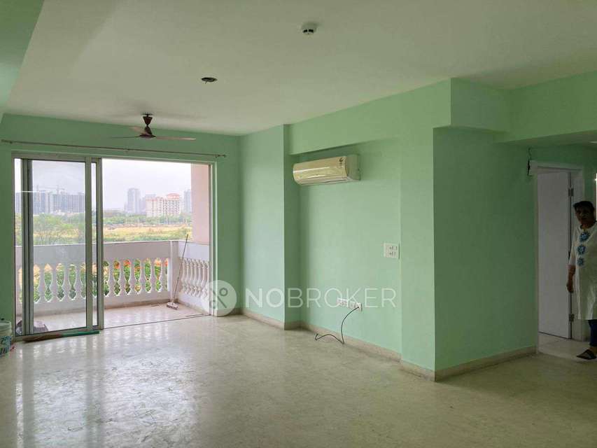 3 BHK Flat In Dlf Regal Gardens for Rent  In Dlf Regal Gardens
