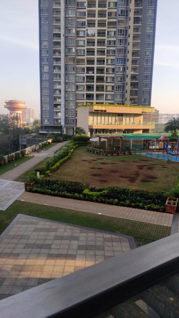 Wadhwa Imperial Heights