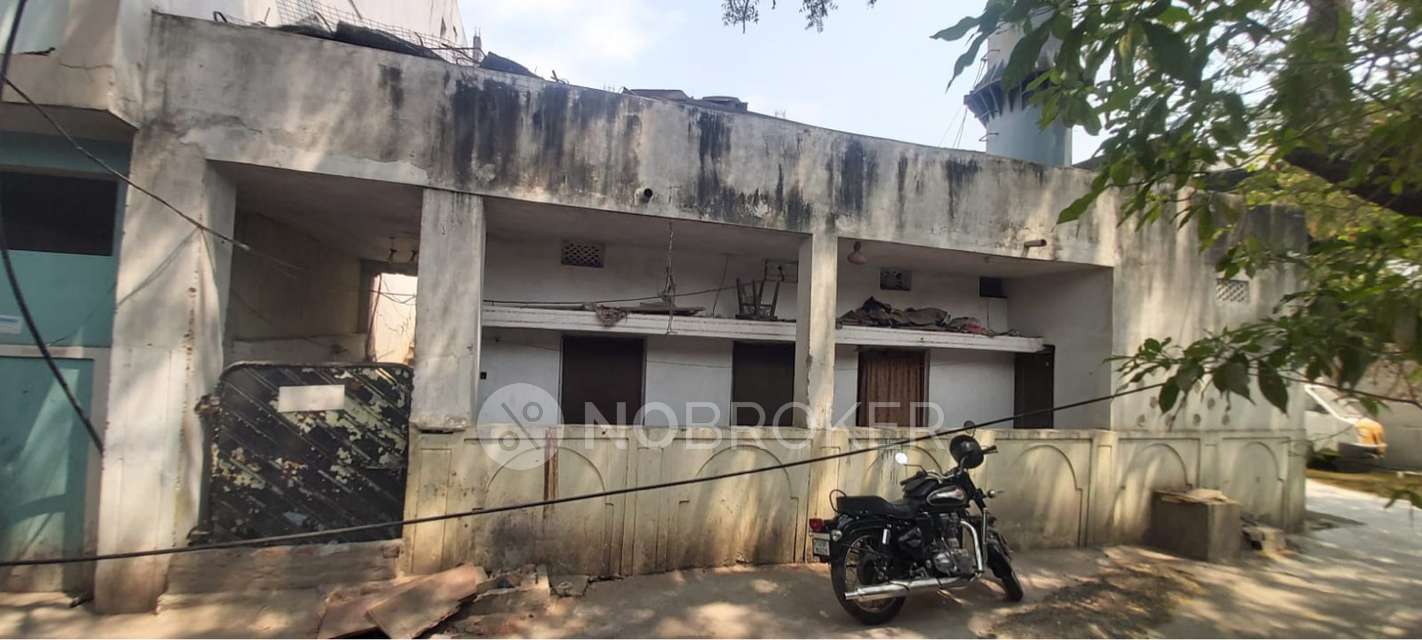 4 BHK Flat For Sale  In Lakdikapul