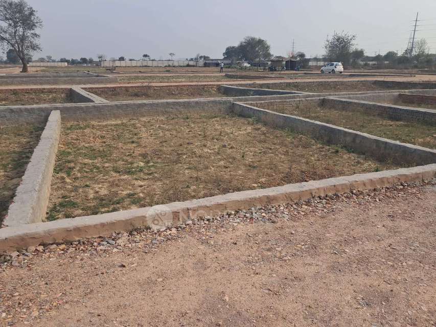 Plot For Sale  In Tusyana