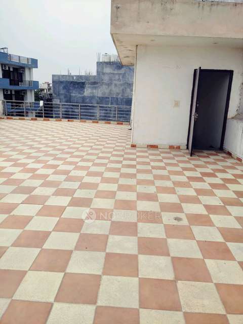 3 BHK Flat For Sale  In Sector 57