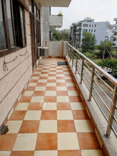 3 BHK Flat For Sale  In Sector 57