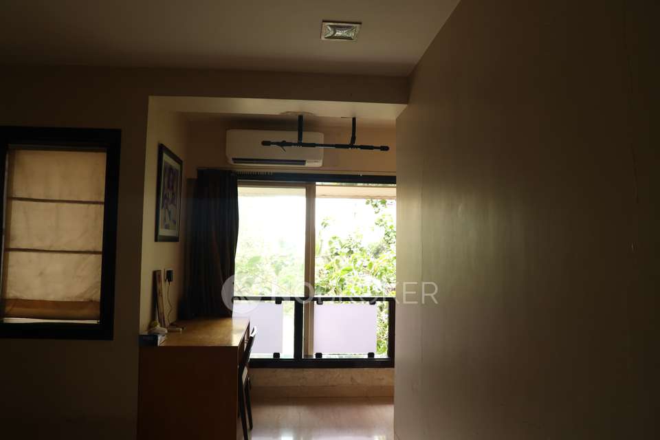 2 BHK Flat In Hanuman Sharan For Sale  In Cumballa Hill