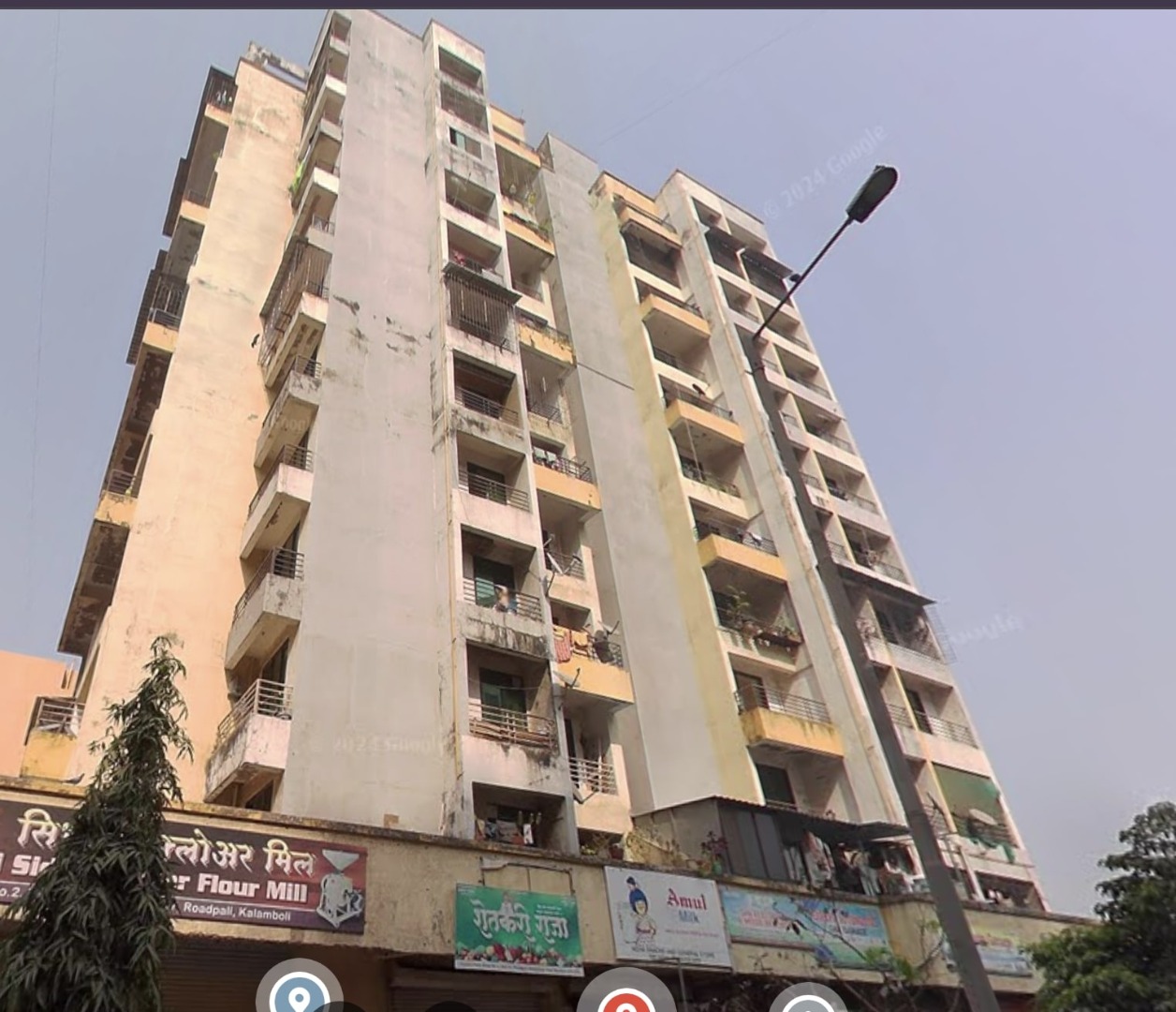 Victory Park, Roadpali