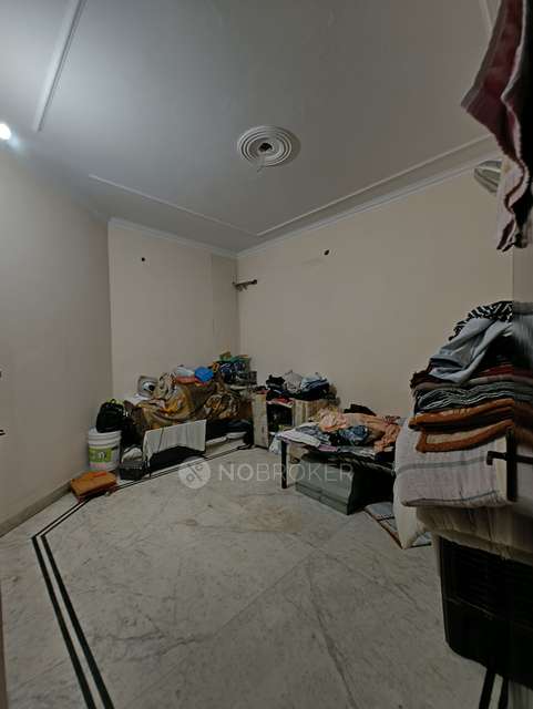 3 BHK Flat In Crpf Camp  For Sale  In Vikaspuri