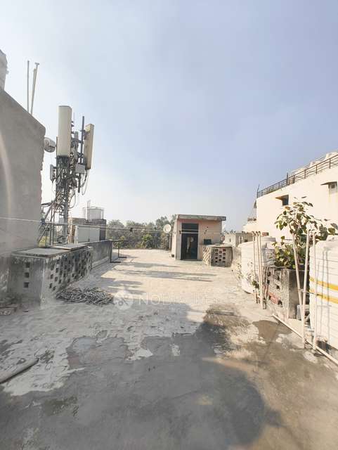 3 BHK Flat In Crpf Camp  For Sale  In Vikaspuri