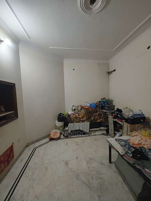 3 BHK Flat In Crpf Camp  For Sale  In Vikaspuri