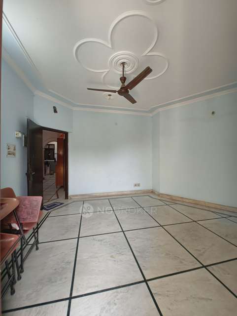 3 BHK Flat In Crpf Camp  For Sale  In Vikaspuri