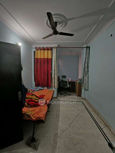 3 BHK Flat In Crpf Camp  For Sale  In Vikaspuri