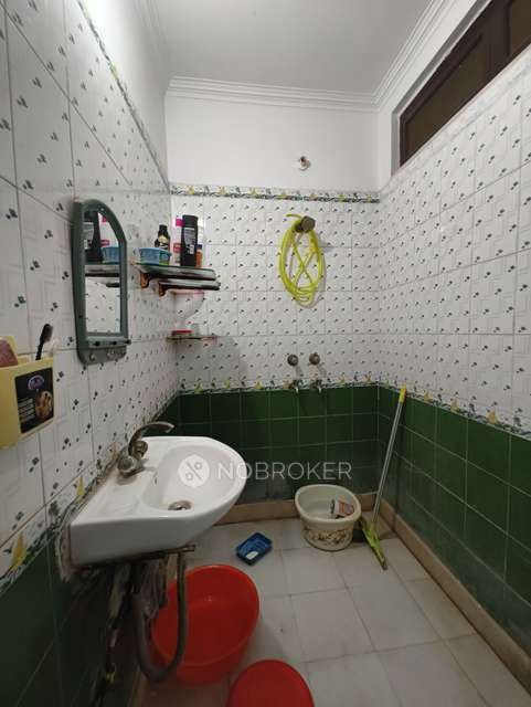 3 BHK Flat In Crpf Camp  For Sale  In Vikaspuri