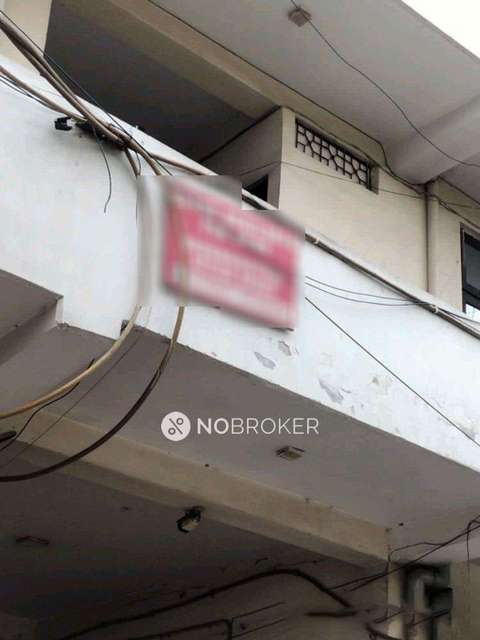 Shop in Patparganj, Delhi for Rent 