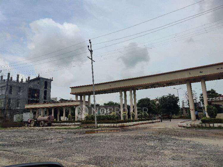 Plot For Sale  In Gyc &#40; Gaur Yamuna Expressway&#41; In Gaur Yamuna City