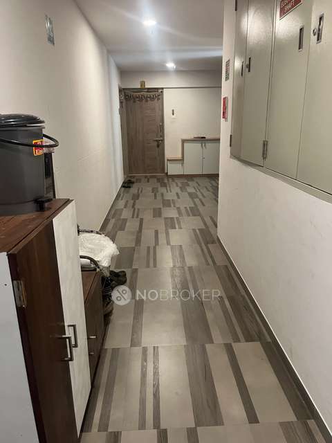 1 BHK Flat In Adityaraj Avenue For Sale  In Vikhroli