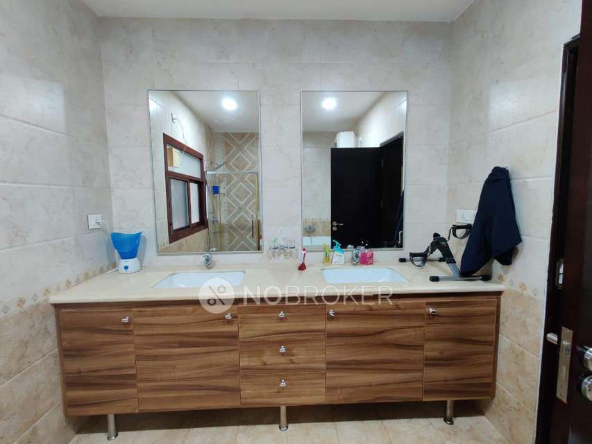 4+ BHK House For Sale  In Narayanapura