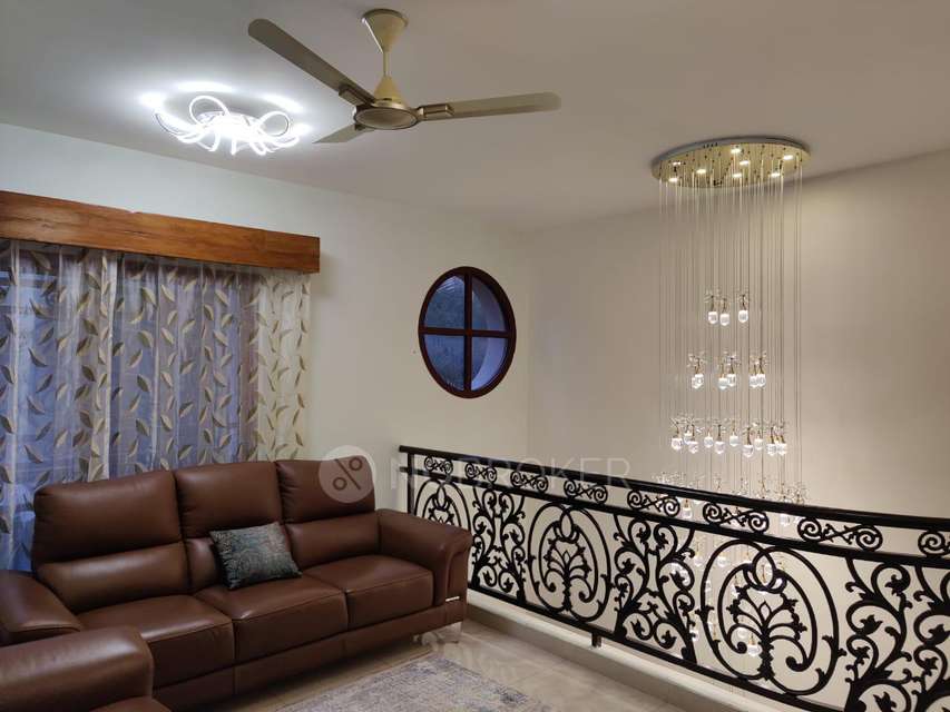 4+ BHK House For Sale  In Narayanapura