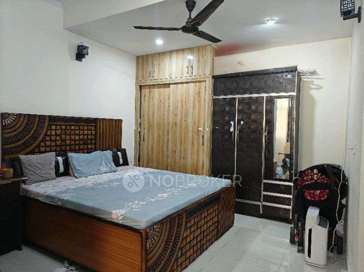 2 BHK Flat In Bharat Residency For Sale  In 730a, Jharsa, Saini Pura, Sector 40, Gurugram, Haryana 122001, India