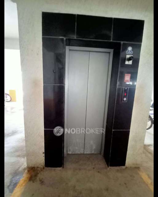 2 BHK Flat In Peninsula Pinnacles For Sale  In Sarjapur