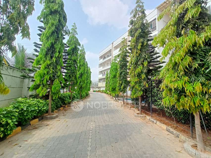 2 BHK Flat In Peninsula Pinnacles For Sale  In Sarjapur