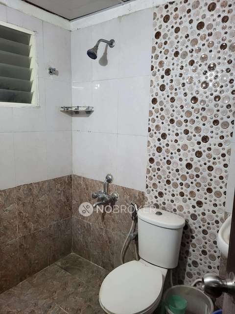 2 BHK Flat In Peninsula Pinnacles For Sale  In Sarjapur