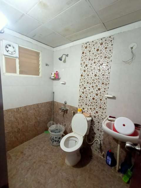 2 BHK Flat In Peninsula Pinnacles For Sale  In Sarjapur