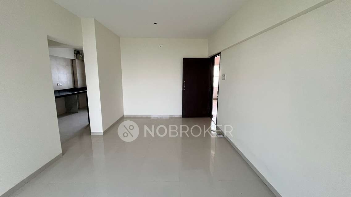 2 BHK Flat In Standalone Building  For Sale  In Mulund East