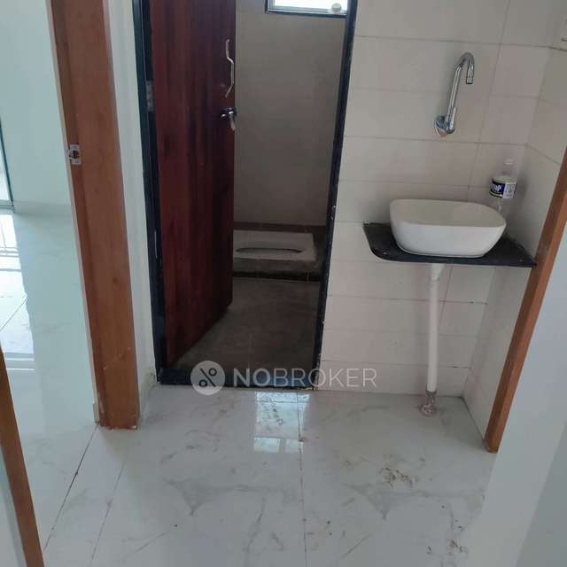 2 BHK Flat In Tulsi Ratna for Rent  In Tulsi Ratna Apartments.