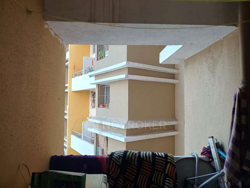 1 BHK Flat In Daffodils Society for Rent  In Somatne Phata