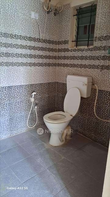 2 BHK Flat In Pruthvi Royal For Sale  In Kalena Agrahara