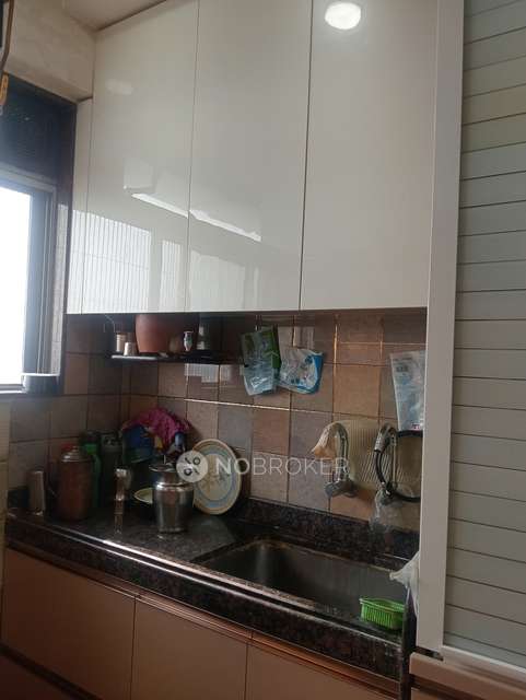 2 BHK Flat In Siddhivinayak Chs, For Sale  In Borivali East