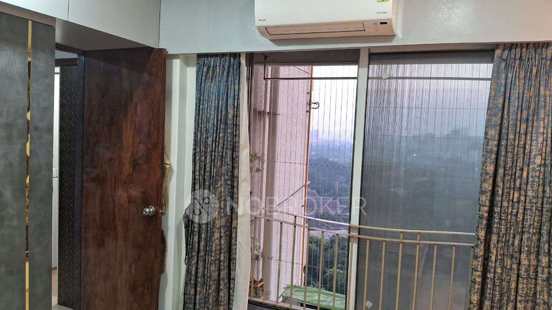 2 BHK Flat In Siddhivinayak Chs, For Sale  In Borivali East