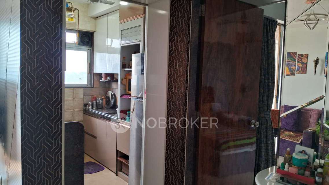 2 BHK Flat In Siddhivinayak Chs, For Sale  In Borivali East