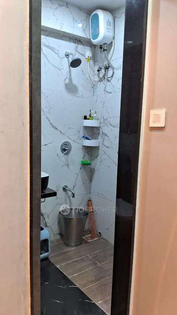2 BHK Flat In Siddhivinayak Chs, For Sale  In Borivali East