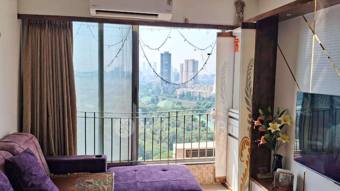 2 BHK Flat In Siddhivinayak Chs, For Sale  In Borivali East