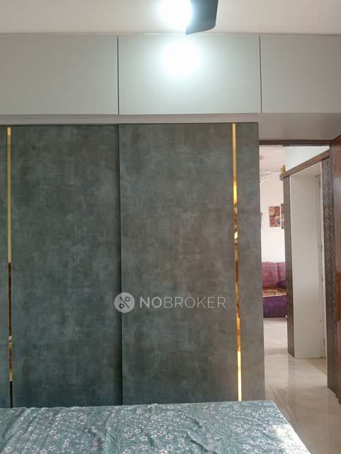 2 BHK Flat In Siddhivinayak Chs, For Sale  In Borivali East