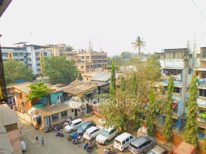 2 BHK Flat In Dwarka Shopping Centre For Sale  In Kurla West