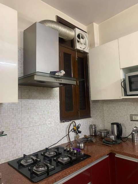 4+ BHK Flat For Sale  In Janakpuri