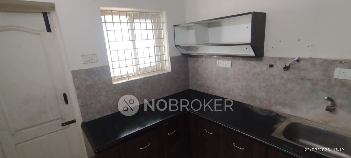 2 BHK Flat In Haresh Housing Saffron For Sale  In Old Perungaluthur