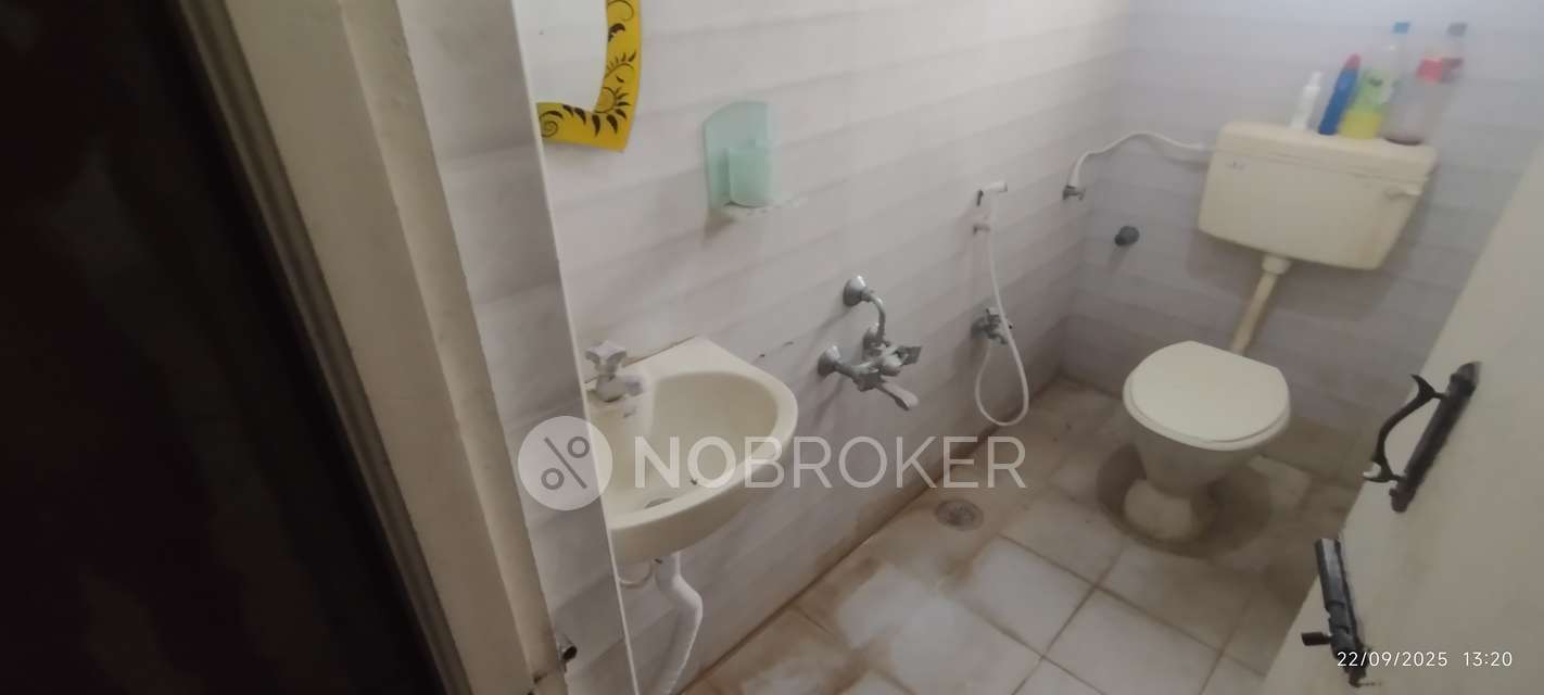 2 BHK Flat In Haresh Housing Saffron For Sale  In Old Perungaluthur