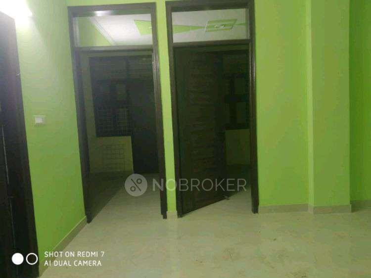 2 BHK Flat for Rent  In Dashrath Puri