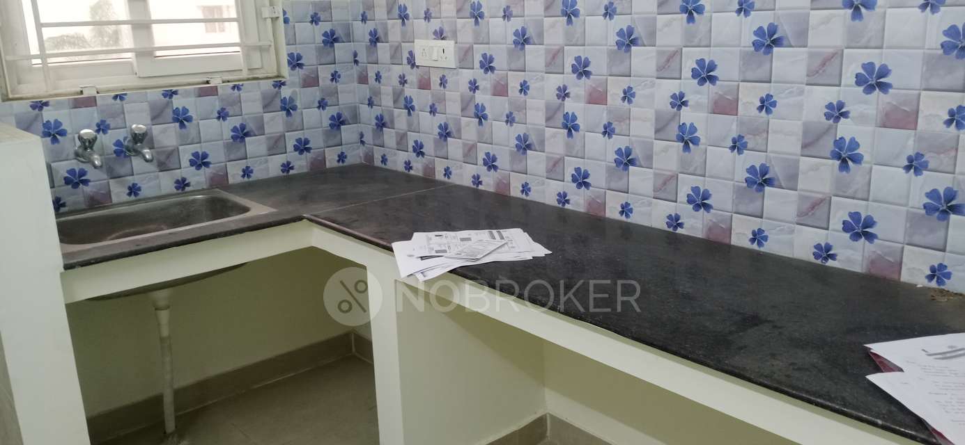 2 BHK Flat In Amarprakash Temple Wave For Sale  In Kundrathur