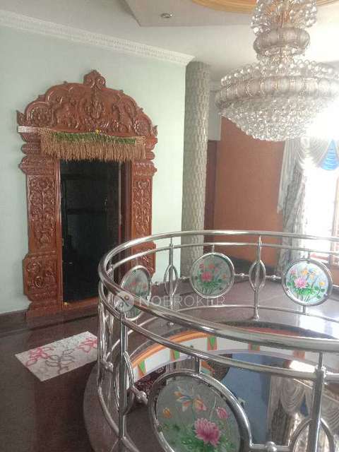 4+ BHK Flat For Sale  In Talaghattapura