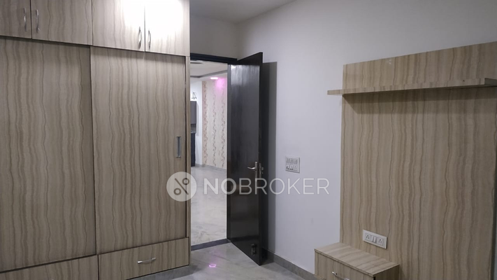 3 BHK Flat for Rent  In Rohini
