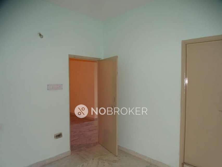 2 BHK Flat In Rajeshwari Gayatri Sadan For Sale  In Kachiguda