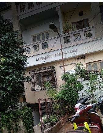 2 BHK Flat In Rajeshwari Gayatri Sadan For Sale  In Kachiguda